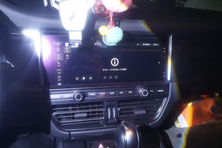 Used Porsche Macan 2018 Macan 2.0T