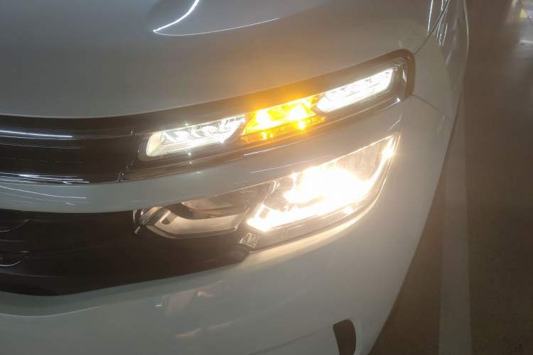 Used Citroen C5 AIRCROSS 2019 350THP Enjoyment Model China V Standard Left Front Headlight