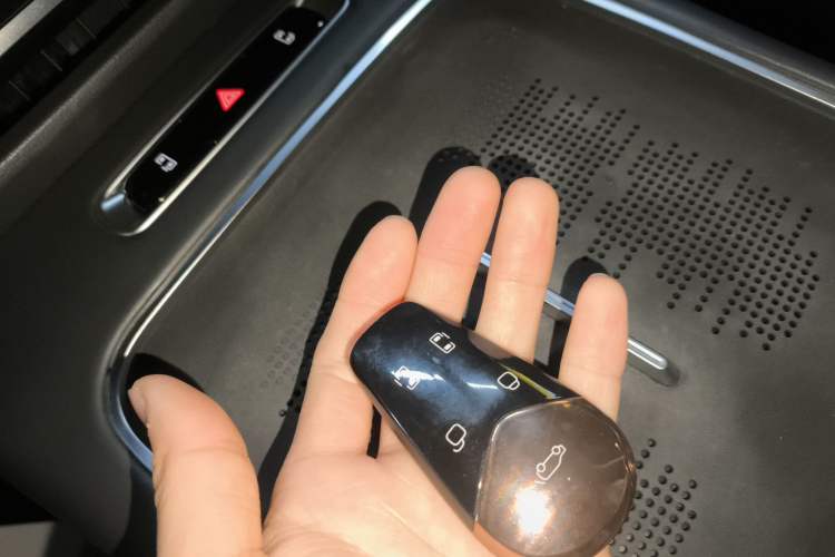 Used VOYAH Dream 2025 PHEV Four-Wheel-Drive Flagship Kunpeng Edition
