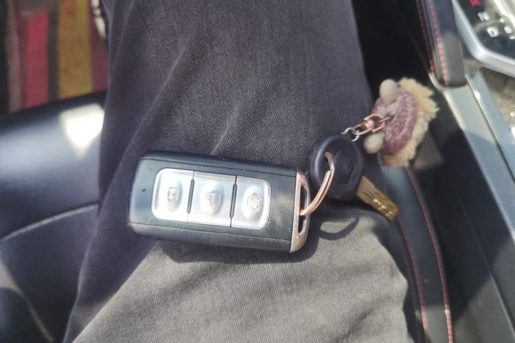 Used Dongfeng Fengon 500 2021 1.5L CVT Enjoyment Version Vehicle Key