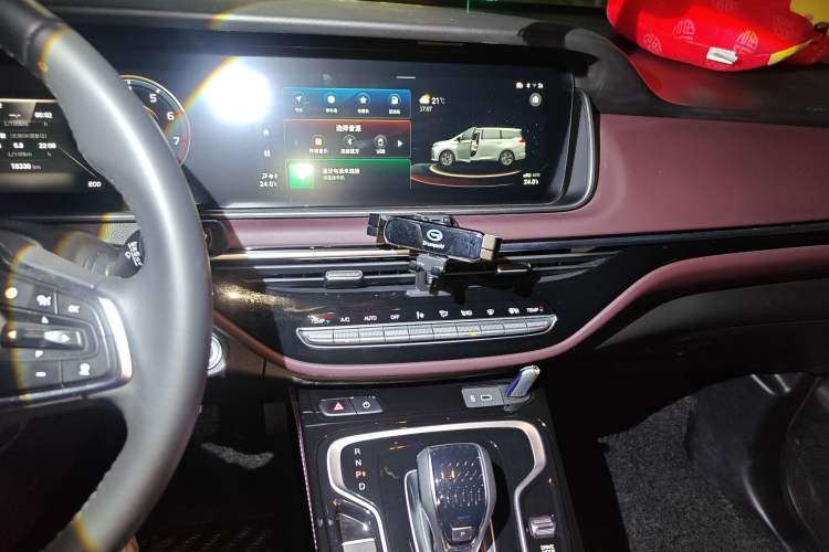 Used GAC Trumpchi M6 2023 PRO 270T DCT Prestige Edition