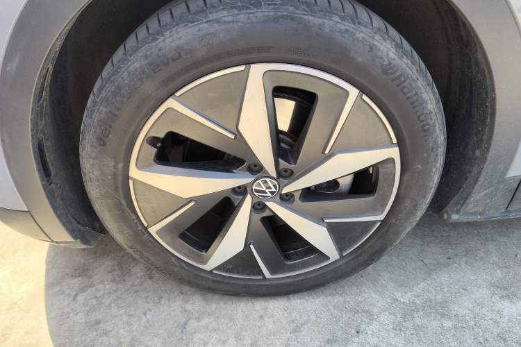 Used Volkswagen ID.4 CROZZ 2021 Long-Range PRO Two-Wheel Drive Version