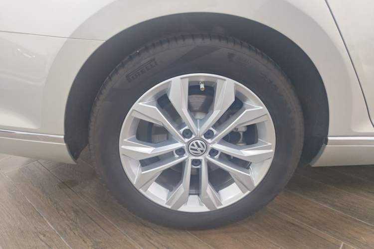 Used Volkswagen Magotan 2019 330TSI DSG Luxury Model China V Standard