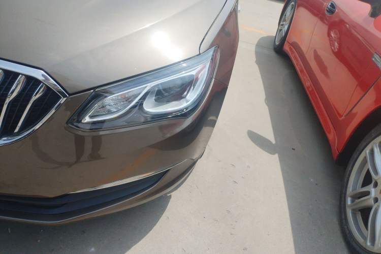 Used Buick GT 2015 15N Automatic Deluxe Edition Left Front Headlight