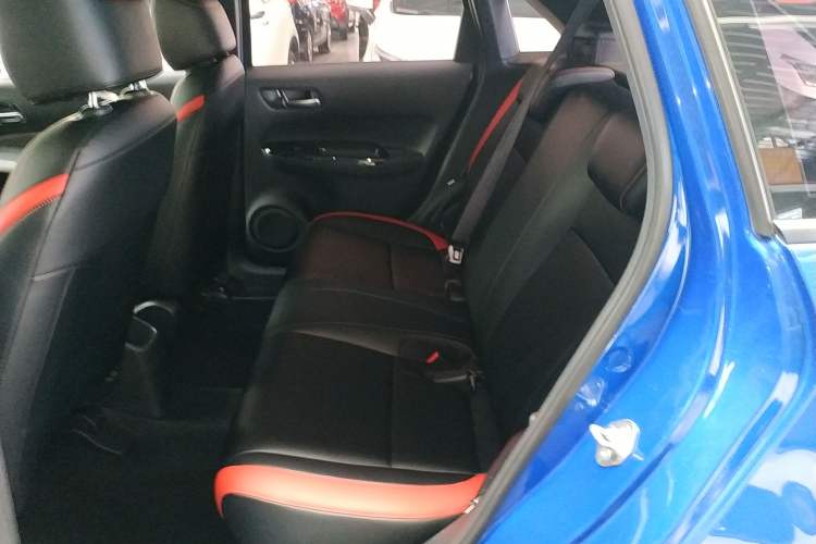 Used Honda LIFE 2021 1.5L CVT SPORT Heartbeat Edition Left Rear Seat