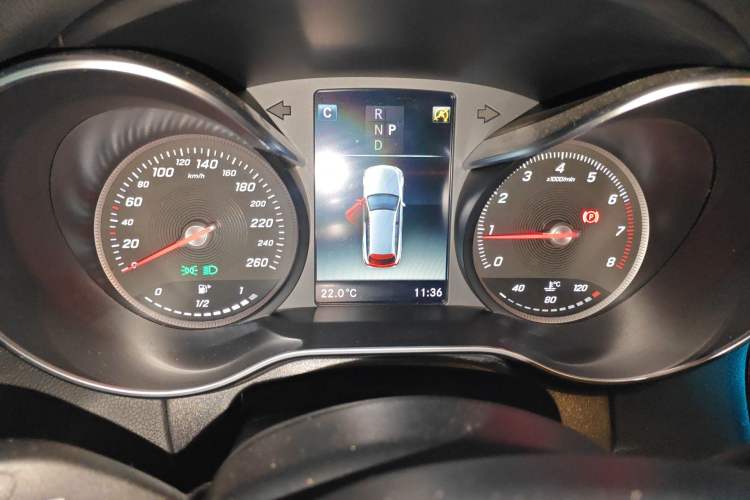 Used Mercedes-Benz C-Class 2017 Facelift C 200 Station Wagon Instrument Cluster