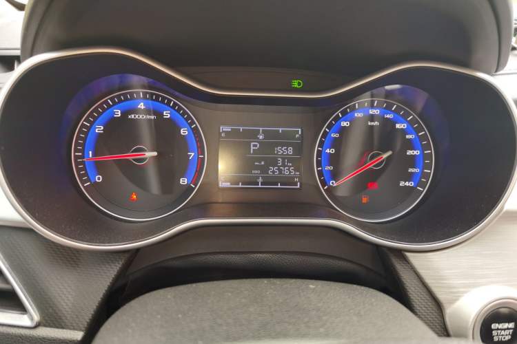 Used Geely Auto Vision 2019 Upgraded Model 1.5L Automatic Prestige Version China V Standard