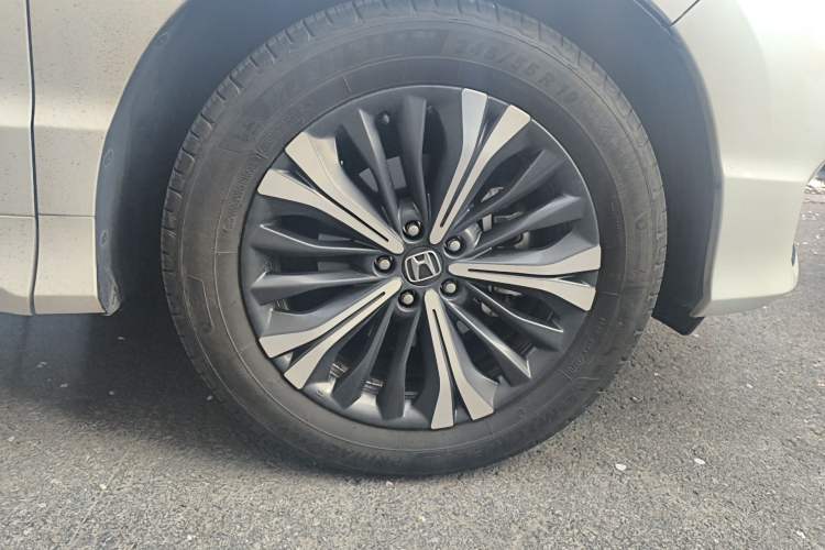 Used Honda UR-V 2020 370TURBO Two-Wheel Drive Luxury Edition
