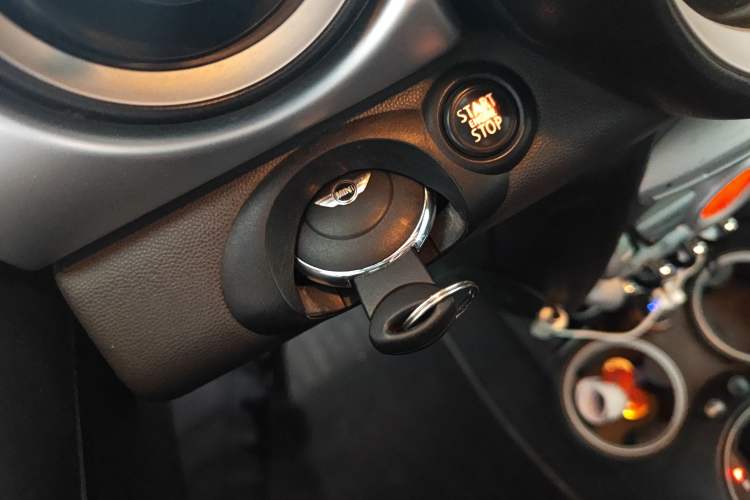 Used MINI 2009 1.6T COOPER S CABRIO
