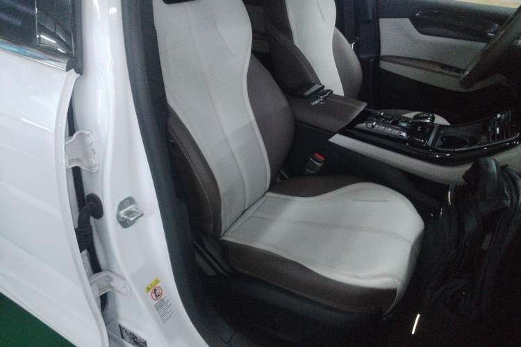 Used BYD Qin PLUS 2024 HONOR Edition DM-i 55KM Leading Model