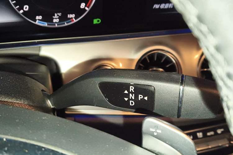 Used Mercedes-Benz E-Class (Import) 2017 E 200 4MATIC Coupe
