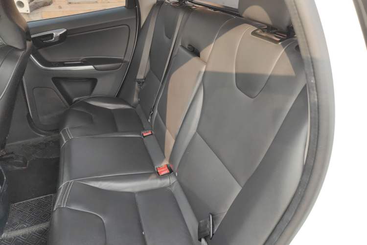 Used Volvo XC60 2015 T5 AWD Zhiyuan Edition
