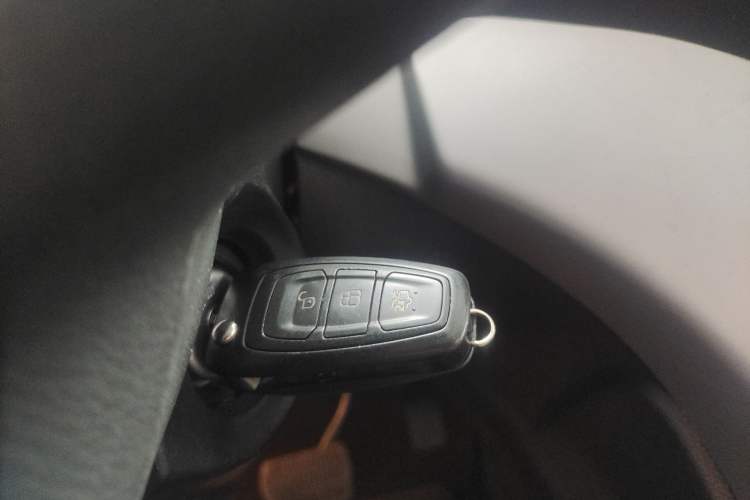 Used Ford Kuga 2015 1.5L GTDi Two-Wheel-Drive Comfort Model