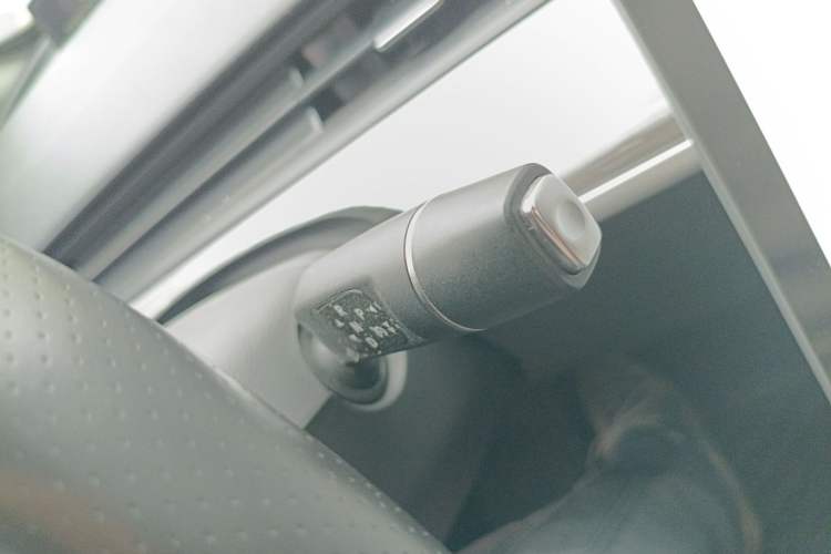 Used NETA V 2022 Chao 400 Lite Gear Lever