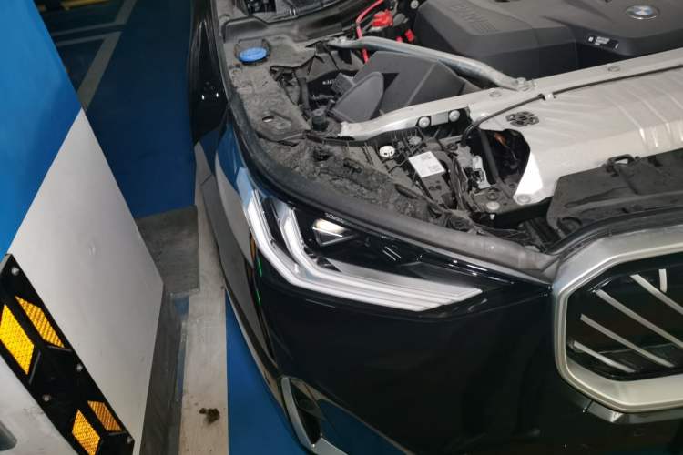 Used BMW X3 2025 xDrive25L Luxury Package Right Front Headlight