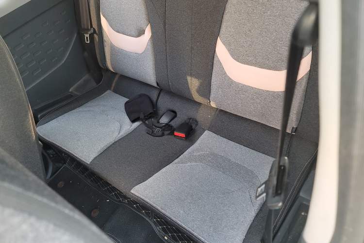 Used Chery QQ QQ Ice Cream 2022 120km Conical Shape Lithium Iron Phosphate
