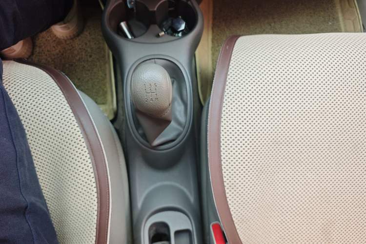 Used Nissan Sunny 2015 1.5XE Manual Comfort Edition
