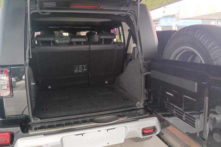 Used BAIC Off-Road BJ40 2020 2.0T Automatic Four-Wheel Drive Urban Hunter Edition Chivalrous Type
