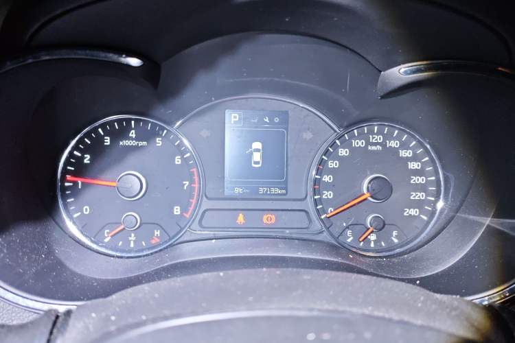 Used Kia K3 2016 1.6L Automatic GLS
