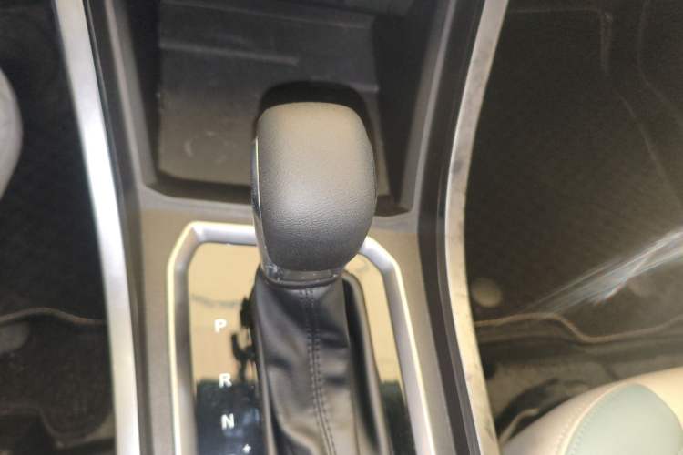 Used Chery Tiggo 3X 2022 PLUS 1.5L CVT Fashion Edition Gear Lever