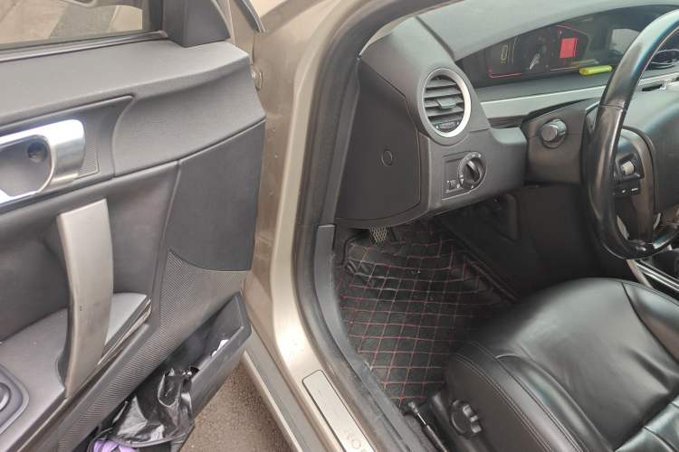 Used Roewe 550 2010 550 1.8L Manual Expo Style Edition