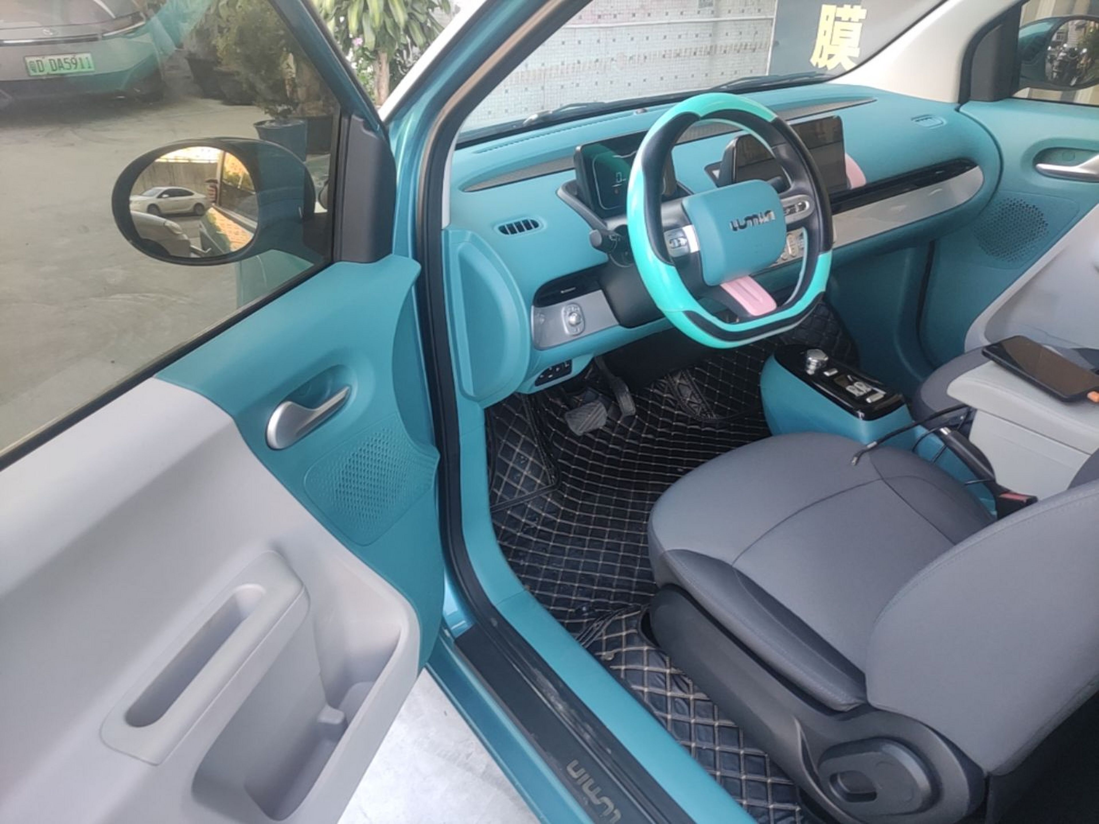 Interior delantero