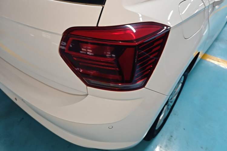 Used Volkswagen Polo 2019 Plus 1.5L Automatic Colorful Technology Edition Exterior 3