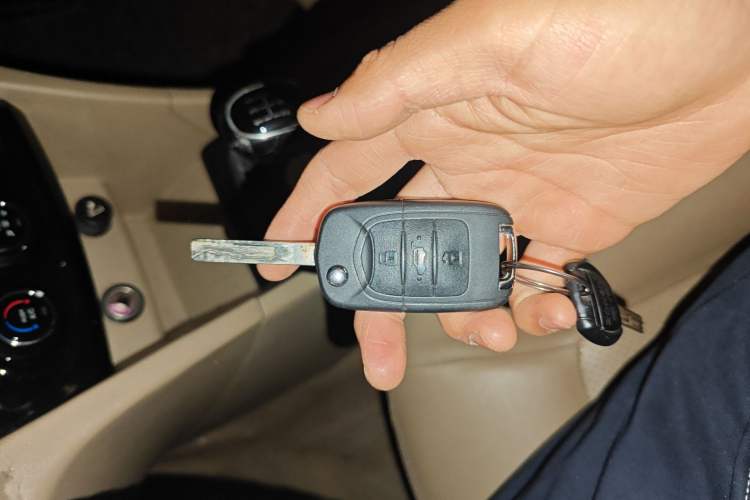 Used Baojun 730 2015 1.8L Manual Comfort ESP Version 7-seater
