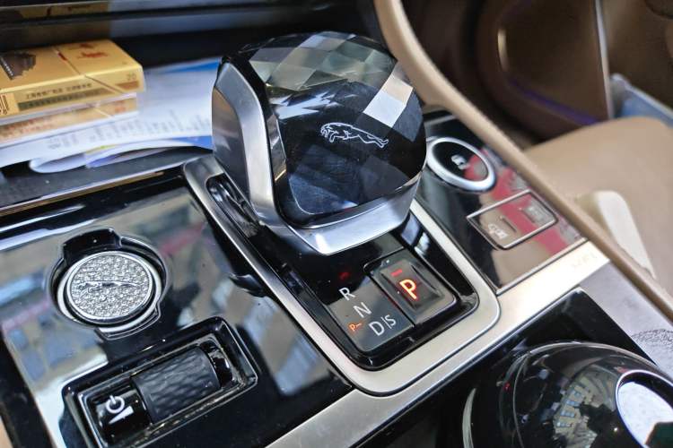 Used Jaguar XFL 2022 XFL 2.0T P250 Two-Wheel-Drive Prestige Luxury Edition