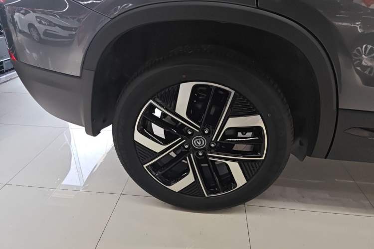 Used CHANGAN CS75 2024 Enjoyment Edition 1.5T DCT Prestige Model
