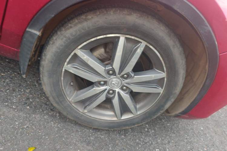 Used CHANGAN Eado 2016 1.6L Manual CarHome Custom Edition China IV Standard Right Front Wheel Hub