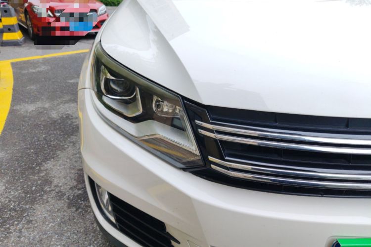 Used Volkswagen Tiguan 2016 280TSI Automatic Two-Wheel-Drive Silk Road Style Edition Right Front Headlight