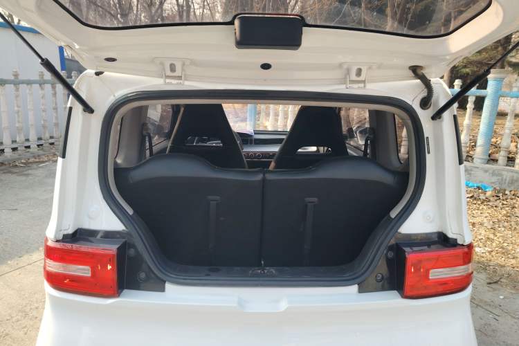 Used Wuling Hongguang MINIEV 2020 Lite Version Lithium Iron Phosphate
