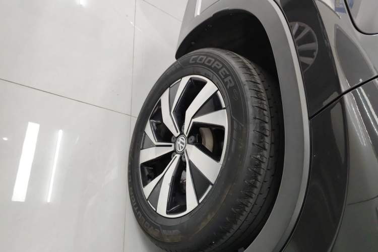 Used Volkswagen Tayron 2021 330TSI Two-Wheel Drive Luxury Smart Connectivity Version