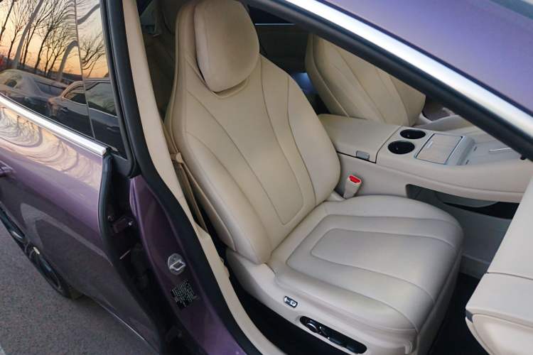 Used Hima Luxeed R7 2025 Extended-Range 331km Ultra
