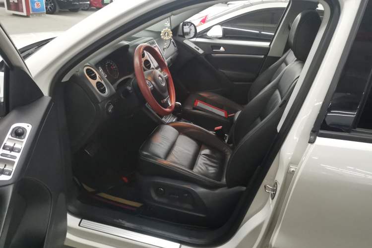Used Volkswagen Tiguan 2016 280TSI Automatic Two-Wheel Drive Silk Road Comfort Edition Driver Seat