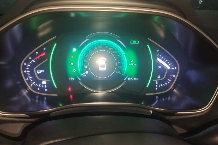 Used Hyundai Lafesta 2019 280TGDi Smart Speed Version China V Standard Odometer Close Up