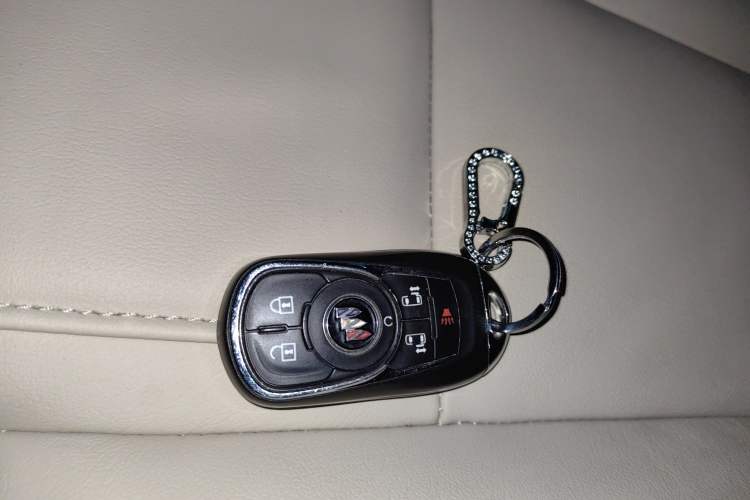 Used Buick GL8 2023 ES Lu Zun Deluxe Model