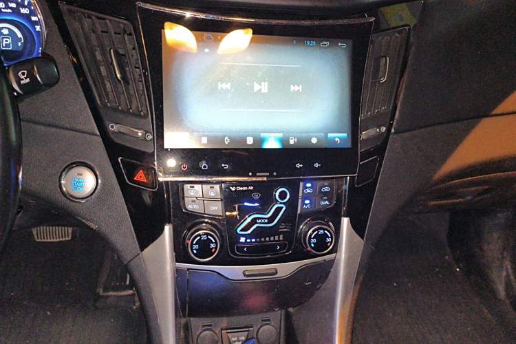 Used Hyundai Sonata 2015 Classic 2.4L Automatic Leading Edition China IV Standard