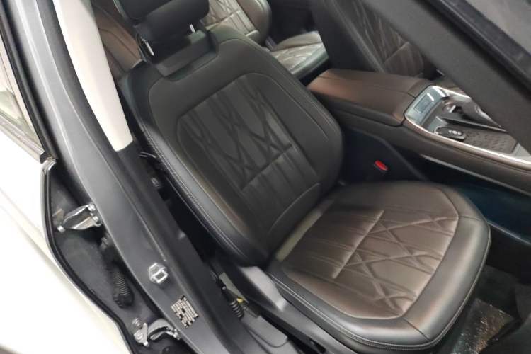 Used Ford Edge 2025 Ford Explorer L 2.0T EcoBoost E-Hybrid Four-Wheel-Drive 7-Seater Supreme Model
