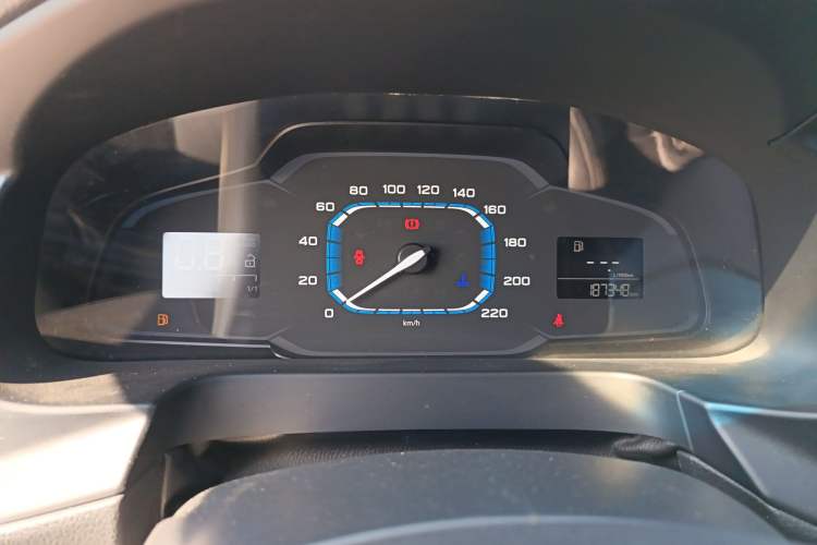 Used Roewe 360 2015 1.5L Manual Luxury Edition Instrument Cluster