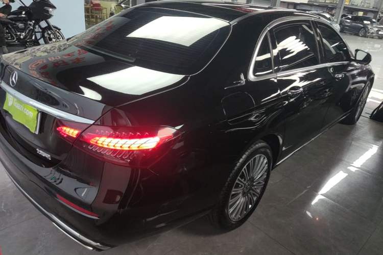 Used Mercedes-Benz E-Class 2023 Updated E 300 L Fashion Edition

