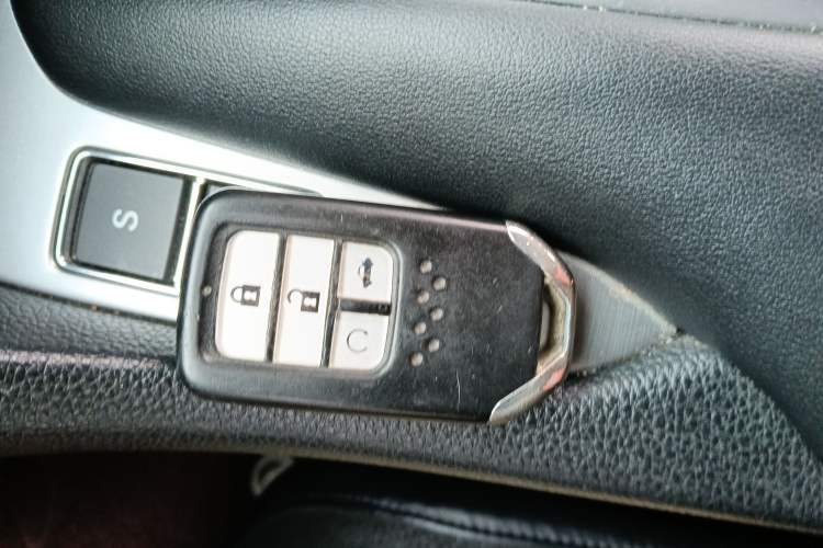 Used Honda Avancier 2017 240TURBO Two-Wheel Drive Premium Edition