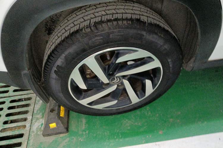 Used Citroen C3-XR 2015 1.6THP Automatic Pioneer Model Exterior 5