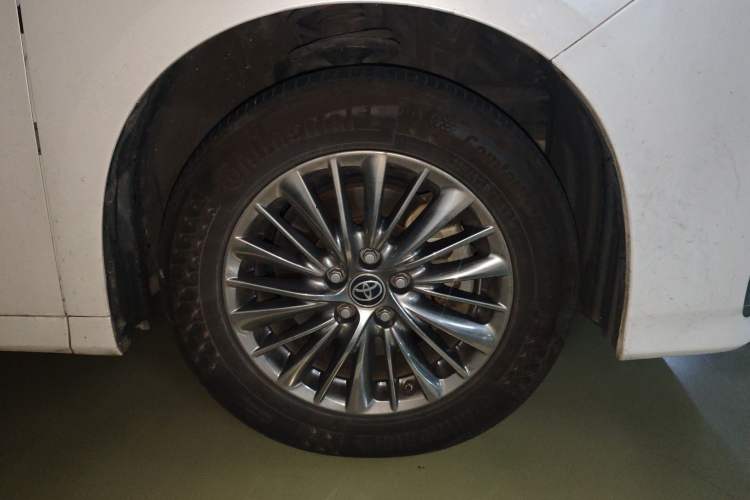 Used Toyota Alphard 2020 Dual-Engine 2.5L Luxury Edition
