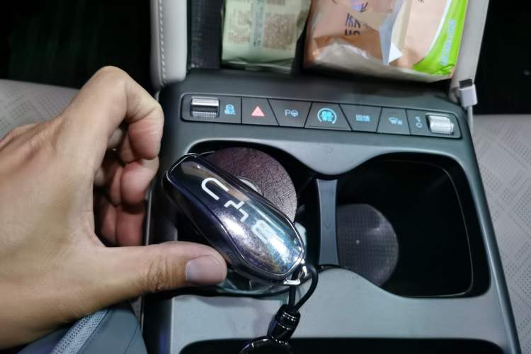 Used BYD Yuan UP 2025 Intelligent Driving Version 401 KM Dynamic Edition Interior 1