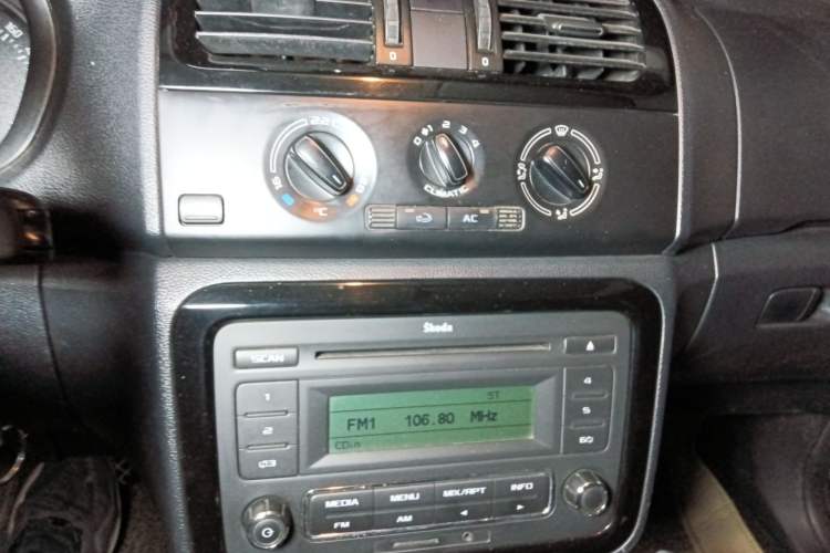 Used Skoda Fabia 2011 1.6L Automatic Cool Black Edition