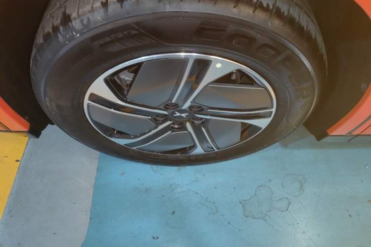 Used XPeng G6 2023 580 Long-Range Max Left Front Wheel Hub