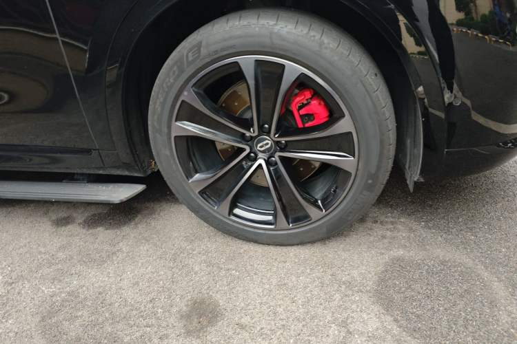 Used Hima AITO M8 2025 Extended-Range Ultra Version 53.4 kWh 5-Seater Edition
