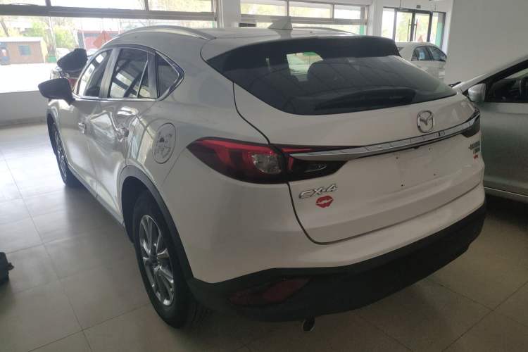 Used Mazda CX-4 2018 2.0L Automatic Two-Wheel Drive Blue Sky Premium Upgrade Version China V Standard Rear Left 45 Deg